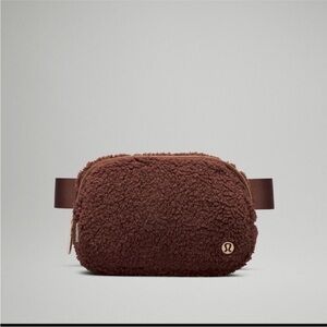 Lululemon | Everywhere Belt 2L Fleece Brown Earth Gold Unisex